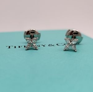 Tiffany & Co. Diamond Victoria platinum earrings studs Marquise and